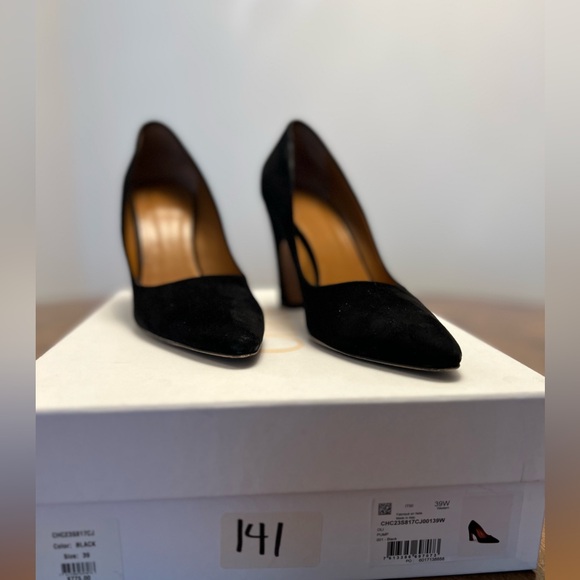 Chloe Oli Black Suede Pumps - Picture 5 of 16